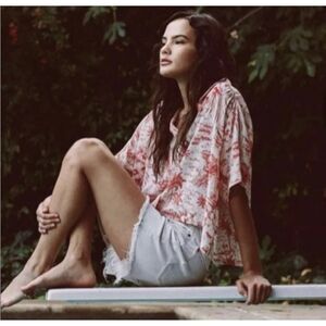 The Great The Cruise Palm Print
Linen & Cotton Top  Size 3 ( L )